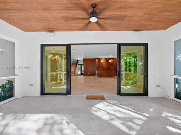 2330 Overbrook St, Coconut Grove FL 33133