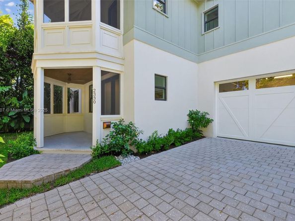 2330 Overbrook St, Coconut Grove FL 33133