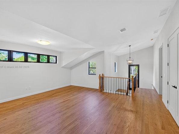 2330 Overbrook St, Coconut Grove FL 33133