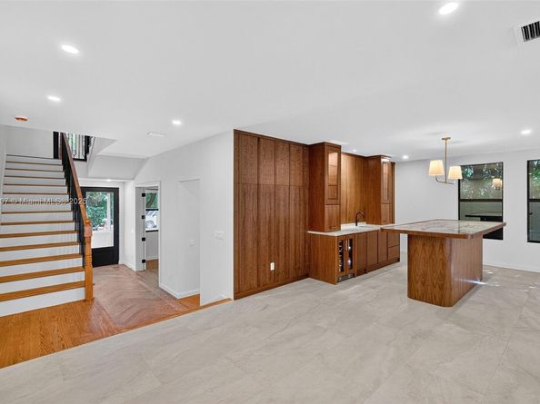 2330 Overbrook St, Coconut Grove FL 33133