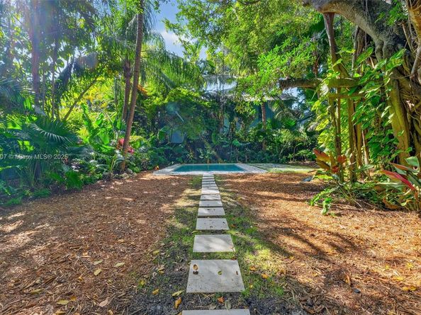 2330 Overbrook St, Coconut Grove FL 33133