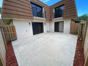 120 Heritage Way, West Palm Beach FL 33407