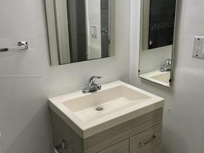 830 NE 199th St 102A, Miami FL 33179