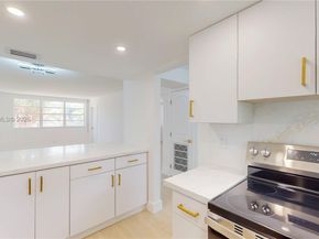 1333 E Hallandale Beach Blvd 326, Hallandale Beach FL 33009