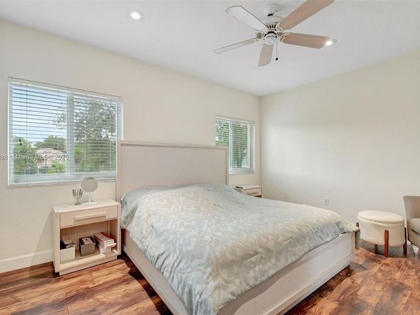 16339 Malibu Dr 22, Weston FL 33326