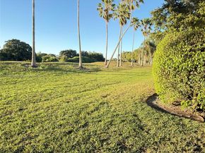 16339 Malibu Dr 22, Weston FL 33326