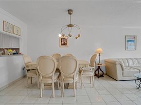 7801 Abbott Ave 302, Miami Beach FL 33141