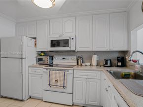 7801 Abbott Ave 302, Miami Beach FL 33141