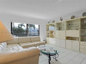 7801 Abbott Ave 302, Miami Beach FL 33141