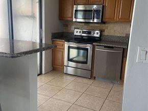 665 NE 195th St 119, Miami FL 33179