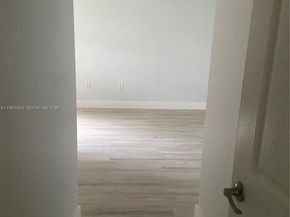 665 NE 195th St 119, Miami FL 33179