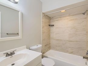 11035 NW 27th St, Sunrise FL 33322