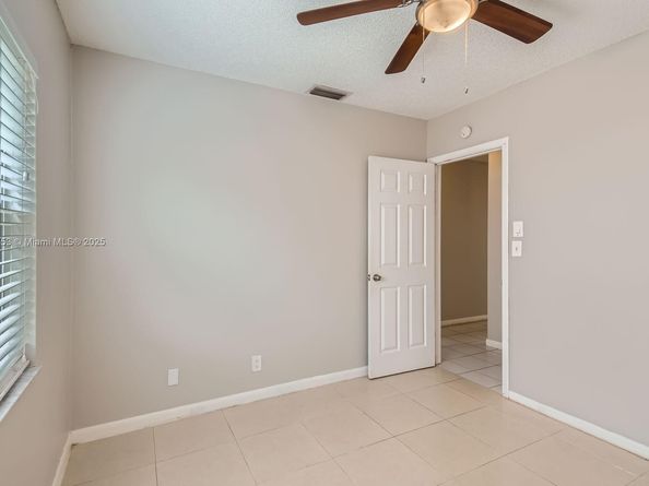 11035 NW 27th St, Sunrise FL 33322