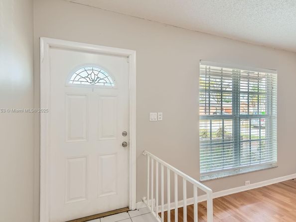 11035 NW 27th St, Sunrise FL 33322