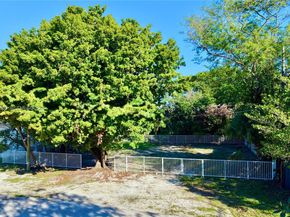 535 W 31st St, Miami Beach FL 33140