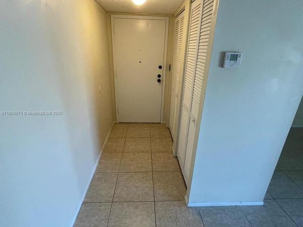 4164 Inverrary Dr 215, Lauderhill FL 33319