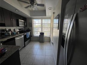 4164 Inverrary Dr 215, Lauderhill FL 33319