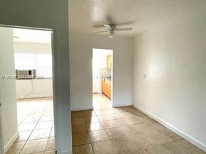 810 82nd St, Miami Beach FL 33141