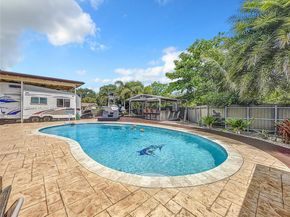 2610 SW 19th St, Fort Lauderdale FL 33312