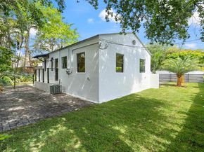 666 NE 62nd St, Miami FL 33138