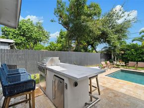 6351 Moseley St, Hollywood FL 33024