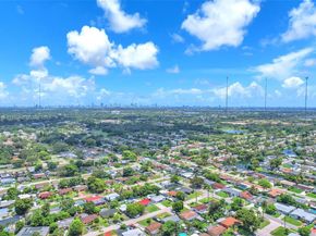 3241 SW 66th Ave, Miramar FL 33023