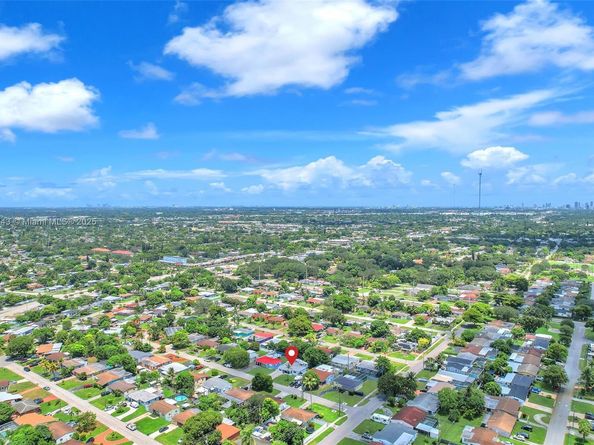 3241 SW 66th Ave, Miramar FL 33023