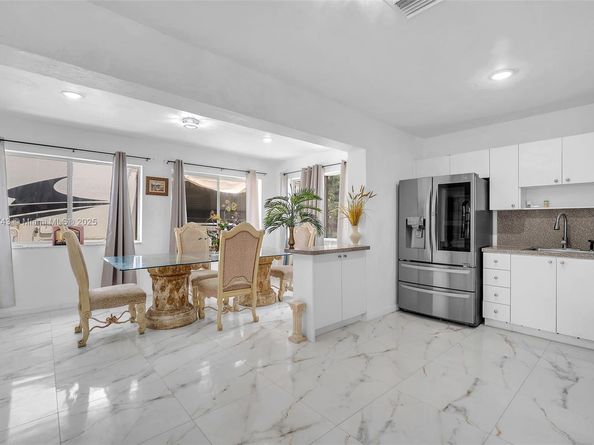 3241 SW 66th Ave, Miramar FL 33023