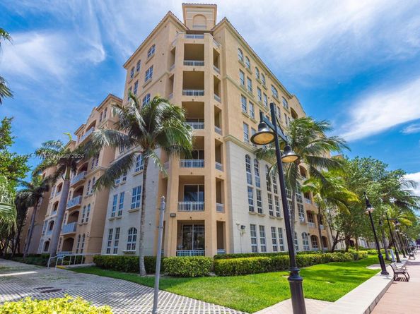 3001 NE 185th St 517, Aventura FL 33180