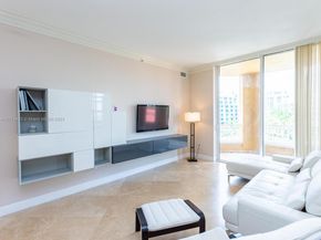 3001 NE 185th St 517, Aventura FL 33180