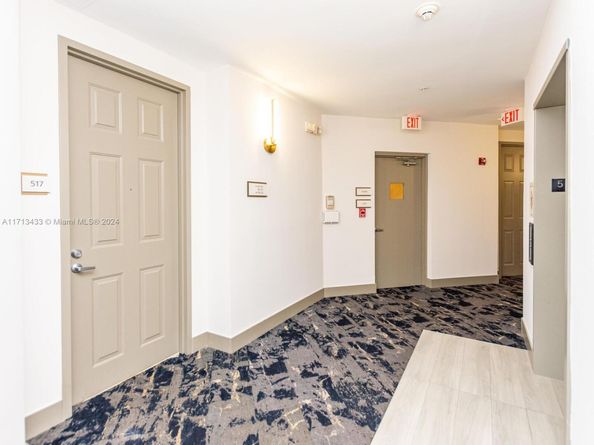3001 NE 185th St 517, Aventura FL 33180