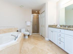 3001 NE 185th St 517, Aventura FL 33180