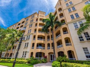 3001 NE 185th St 517, Aventura FL 33180