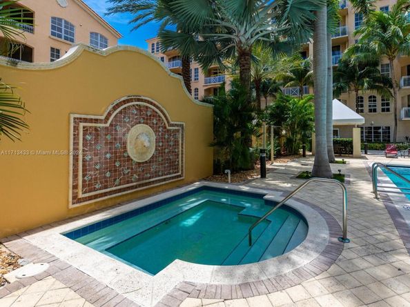 3001 NE 185th St 517, Aventura FL 33180
