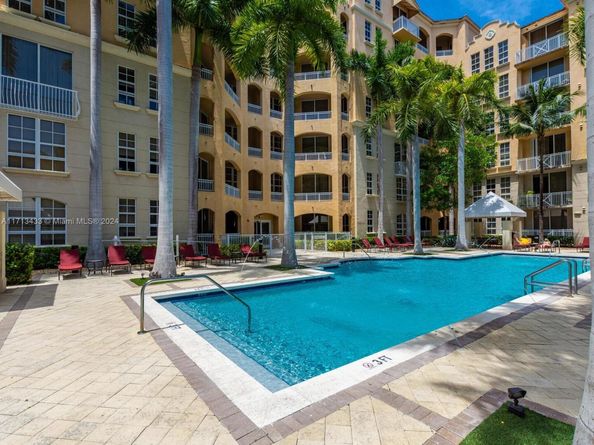 3001 NE 185th St 517, Aventura FL 33180