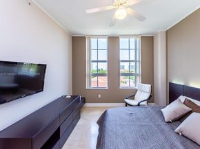 3001 NE 185th St 517, Aventura FL 33180