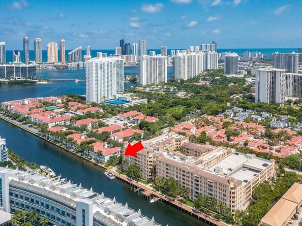 3001 NE 185th St 517, Aventura FL 33180