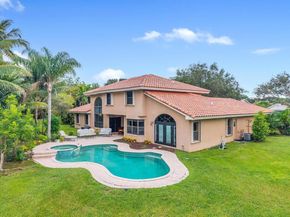 10424 SW 17th Mnr, Davie FL 33324