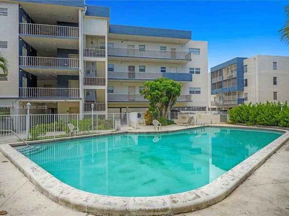 16750 NE 10th Ave 314, North Miami Beach FL 33162