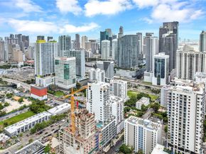 229 SW 9th St 504, Miami FL 33130