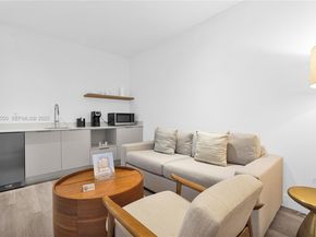 229 SW 9th St 504, Miami FL 33130