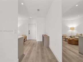 229 SW 9th St 504, Miami FL 33130