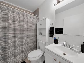 285 NW 39th St, Miami FL 33127