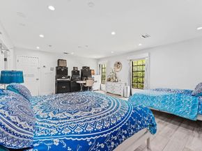 14401 SW 23rd St, Davie FL 33325