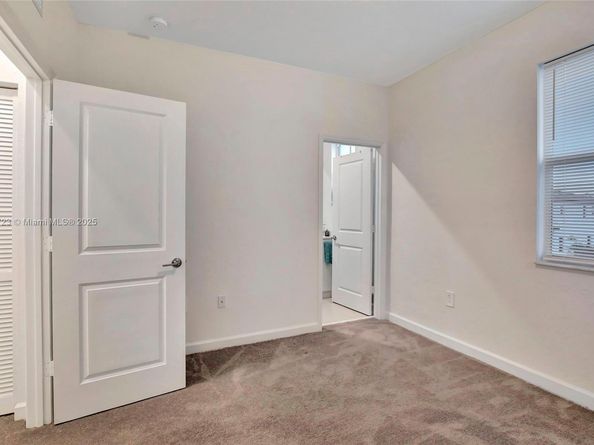 12210 NW 24th Pl, Miami FL 33167