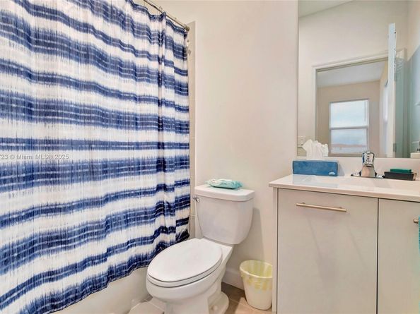 12210 NW 24th Pl, Miami FL 33167