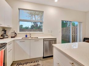 12210 NW 24th Pl, Miami FL 33167