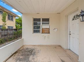 1045 SW 20th Ave, Miami FL 33135