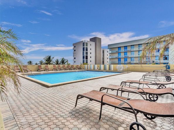 322 Buchanan St 610, Hollywood FL 33019