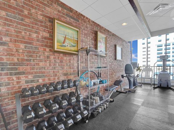 322 Buchanan St 610, Hollywood FL 33019